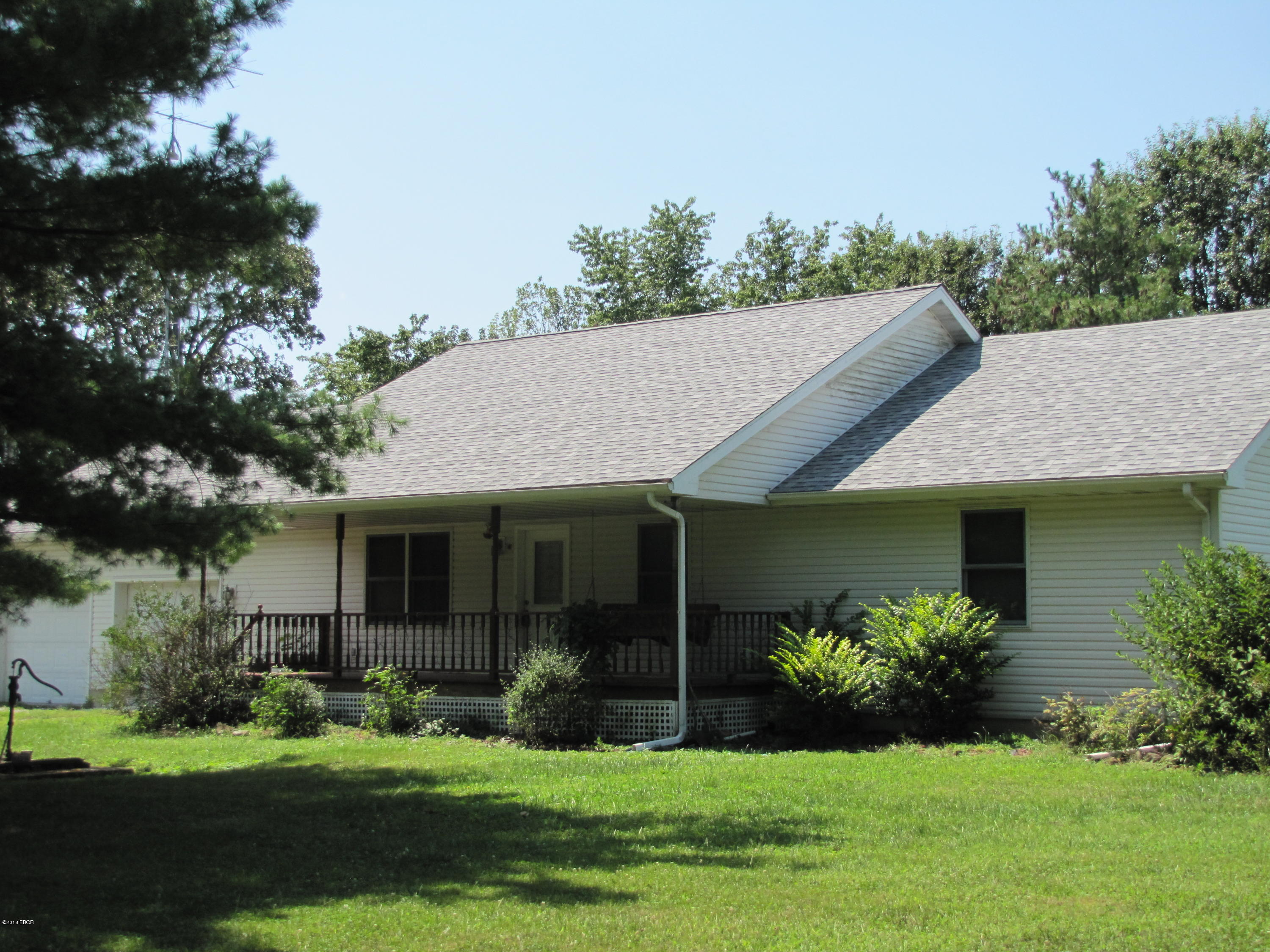 1803 Old Salem Road Kell, IL 62853 - Photo 34 of 50 Gallery Image 34