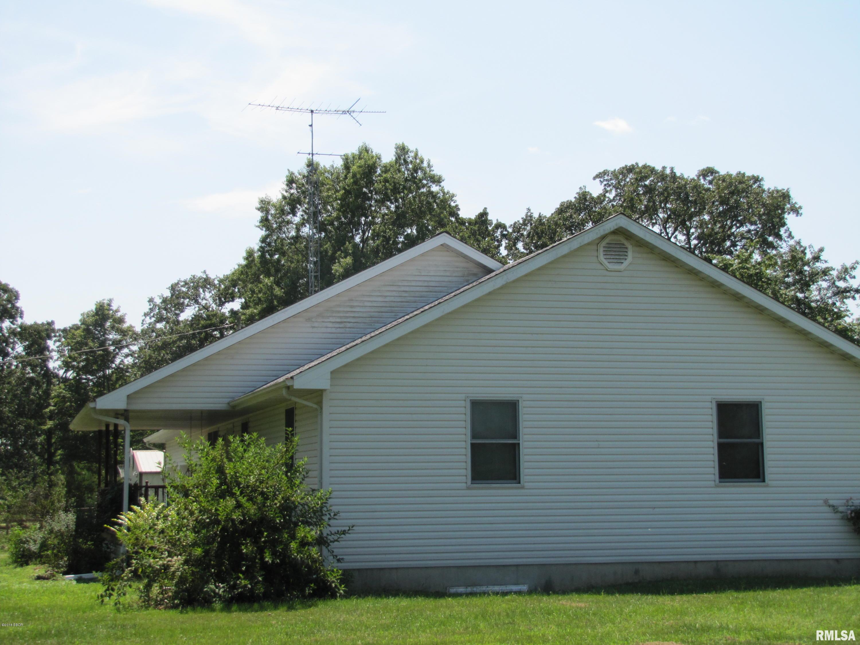 1803 Old Salem Road Kell, IL 62853 - Photo 35 of 50 Gallery Image 35