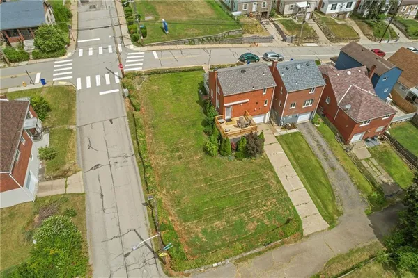 $1,500 | 802 Dunster Street, Pittsburgh, PA 15226