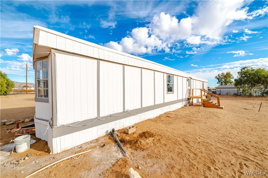 3467 Lochiel Road Golden Valley, AZ 86413 - Photo 2 of 45 Side of Structure