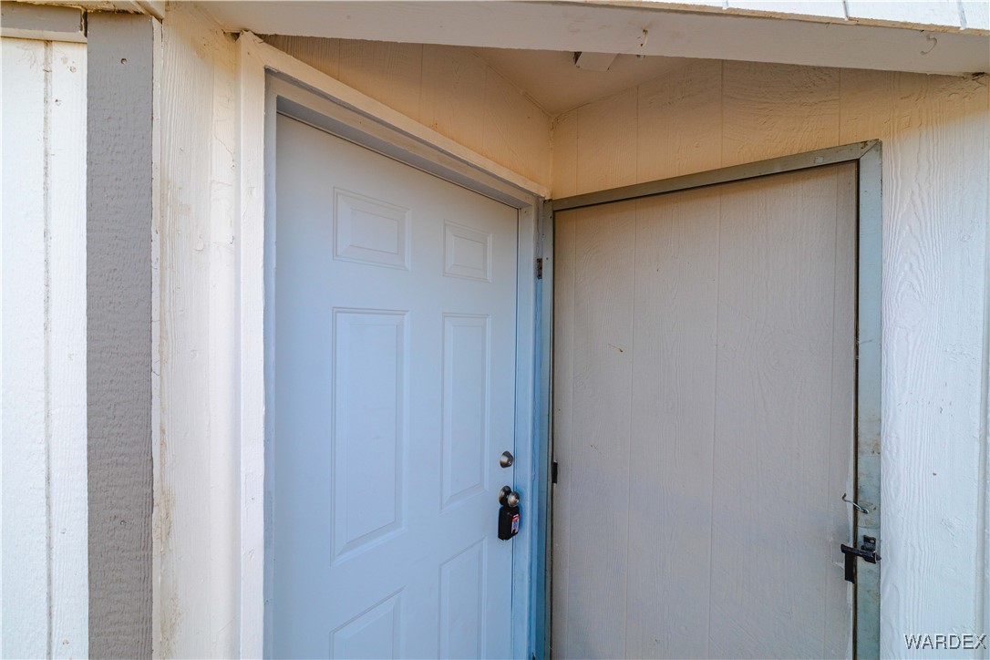 3467 Lochiel Road Golden Valley, AZ 86413 - Photo 26 of 45 Entry