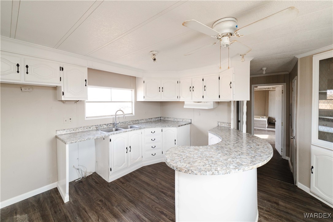 3467 Lochiel Road Golden Valley, AZ 86413 - Photo 6 of 45 Kitchen