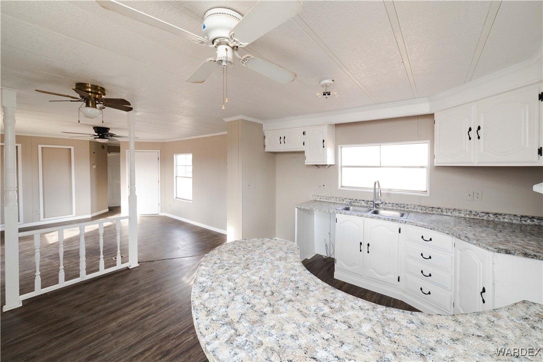 3467 Lochiel Road Golden Valley, AZ 86413 - Photo 8 of 45 Kitchen