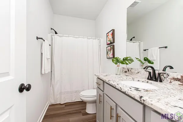 $2,875 | 1130 Shadow Bluff Drive, Baton Rouge, LA 70820