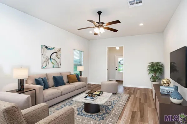 $2,875 | 1130 Shadow Bluff Drive, Baton Rouge, LA 70820