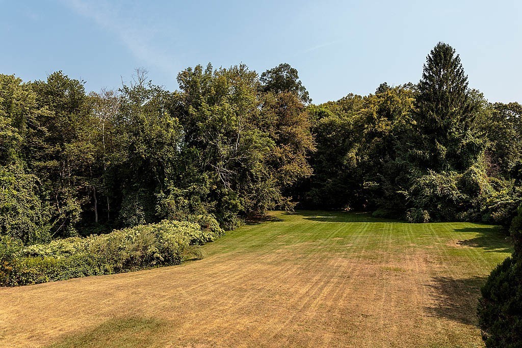 41 Wayside Inn Road Framingham, MA 01701 - Photo 2 of 30