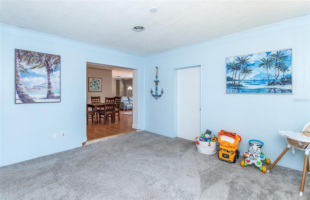 4439 Emerald Ridge Drive Sarasota, FL 34233 - Photo 12 of 48 Gallery Image 12
