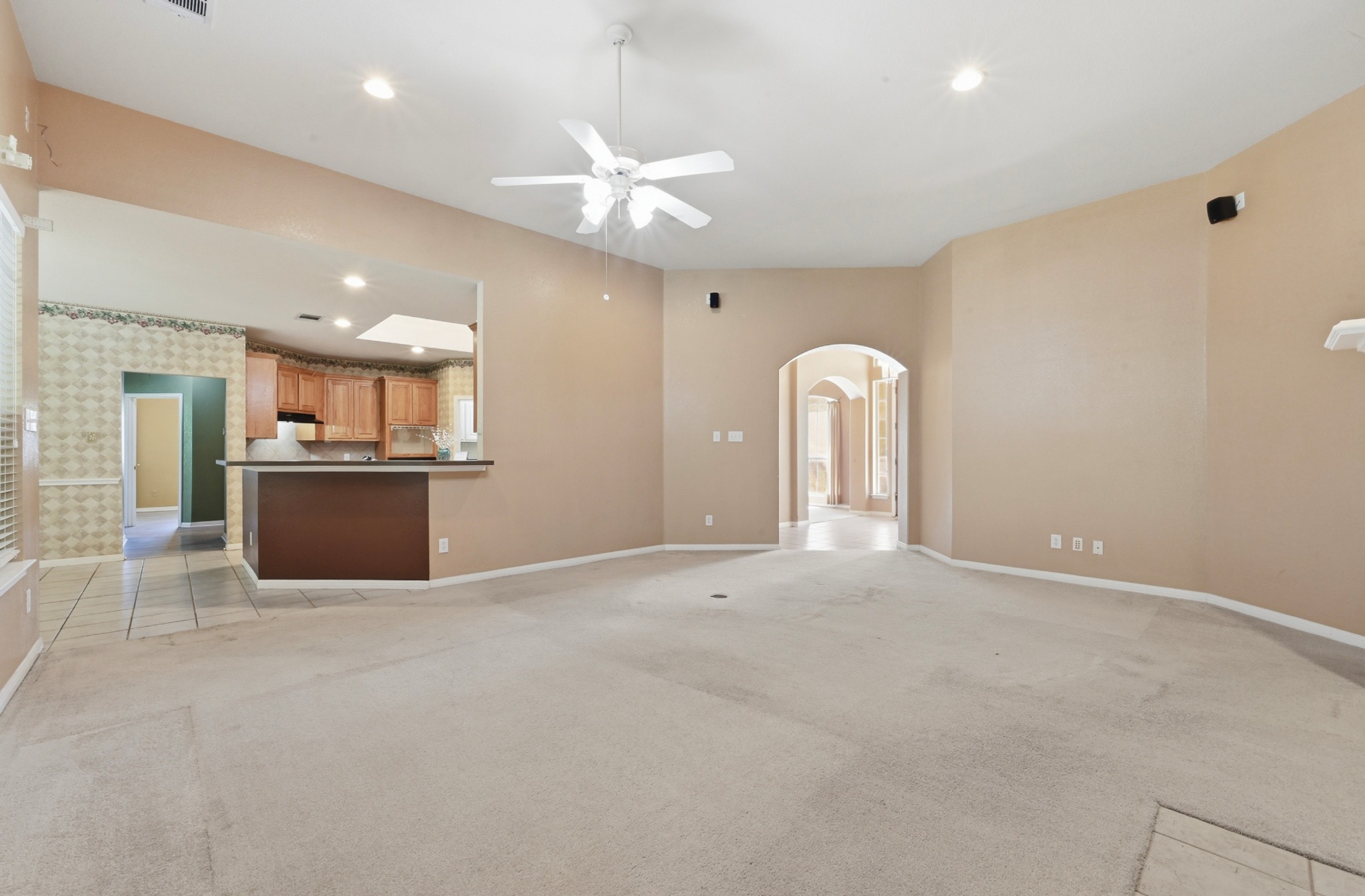 11500 Arbor Downs Road Austin, TX 78748 - Photo 14 of 40 View into the Foyer from the Family Room