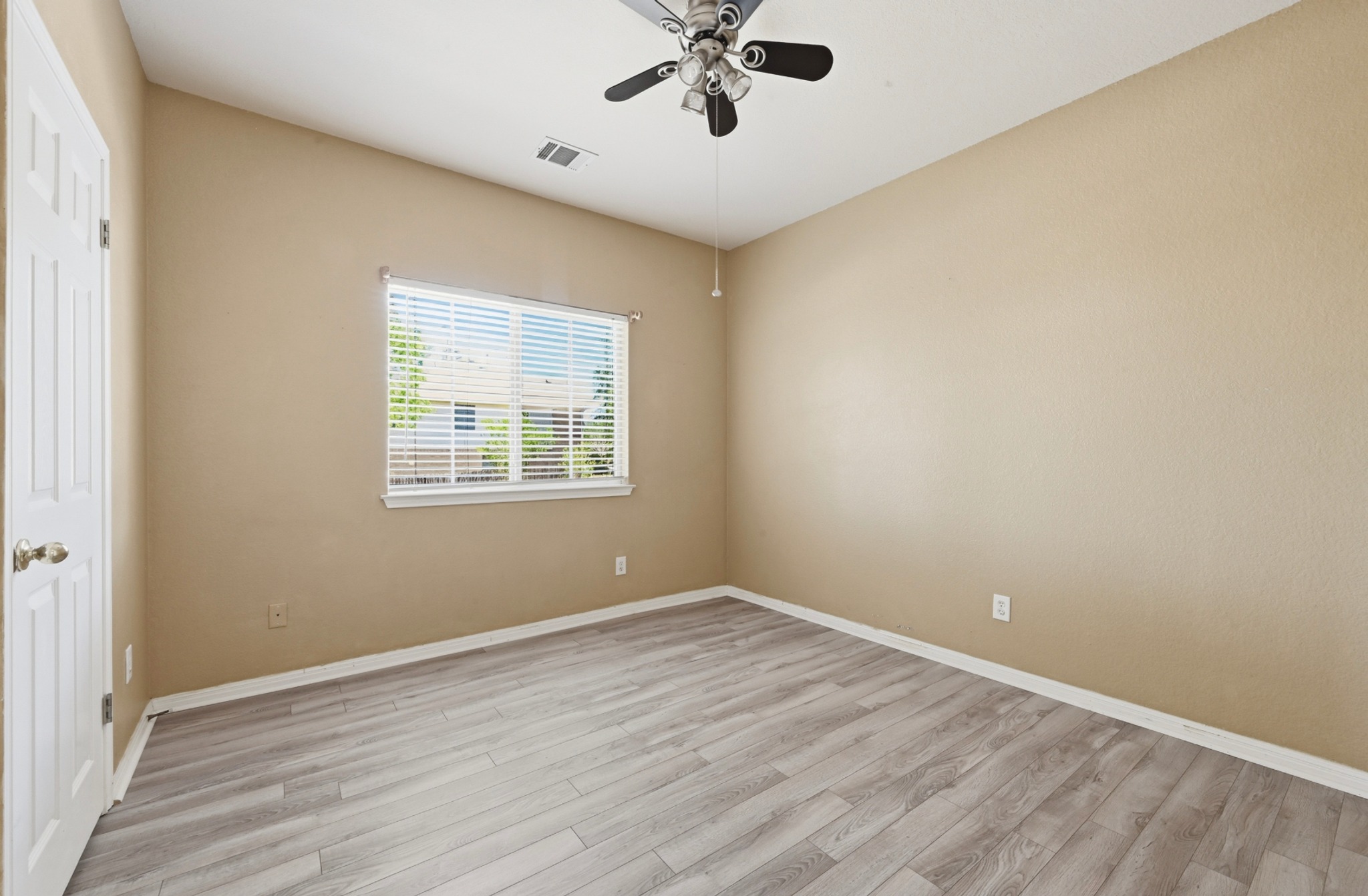 11500 Arbor Downs Road Austin, TX 78748 - Photo 31 of 40 Bedroom #4