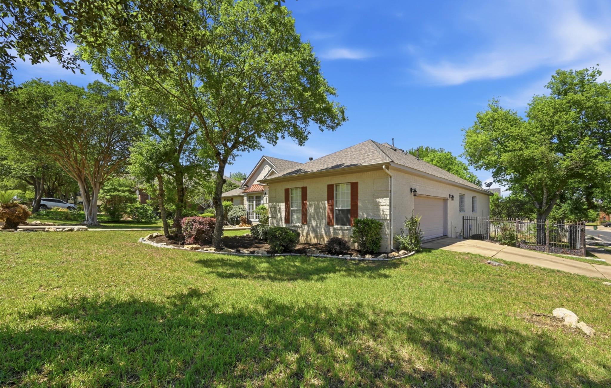 11500 Arbor Downs Road Austin, TX 78748 - Photo 5 of 40 Corner Lot
