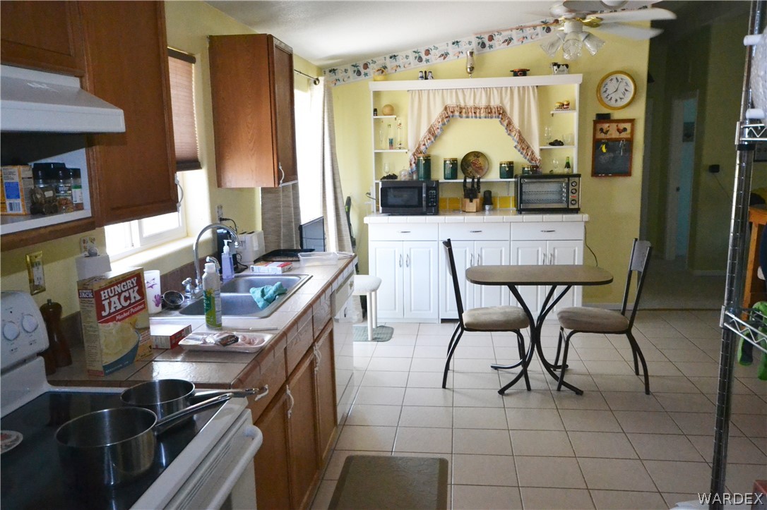 549 Davis Road Golden Valley, AZ 86413 - Photo 25 of 33 Gallery Image 25
