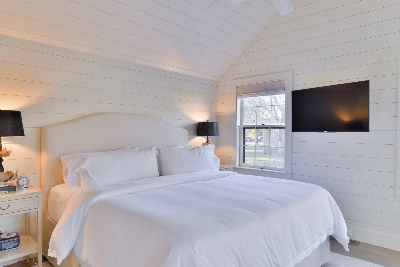 37 Brewster Road Nantucket, MA 02554 - Photo 19 of 54 Gallery Image 19