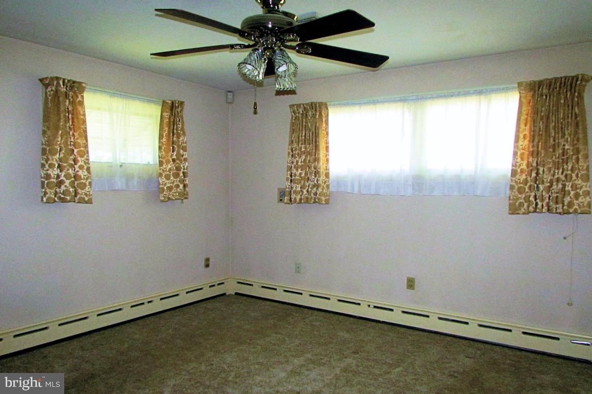 826 Weavertown Road Lebanon, PA 17046 - Photo 16 of 31 Gallery Image 16