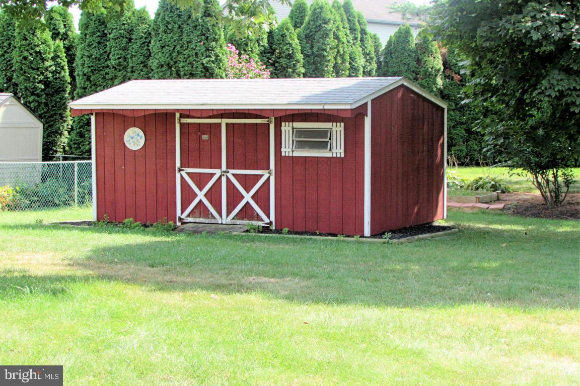 826 Weavertown Road Lebanon, PA 17046 - Photo 29 of 31 Gallery Image 29
