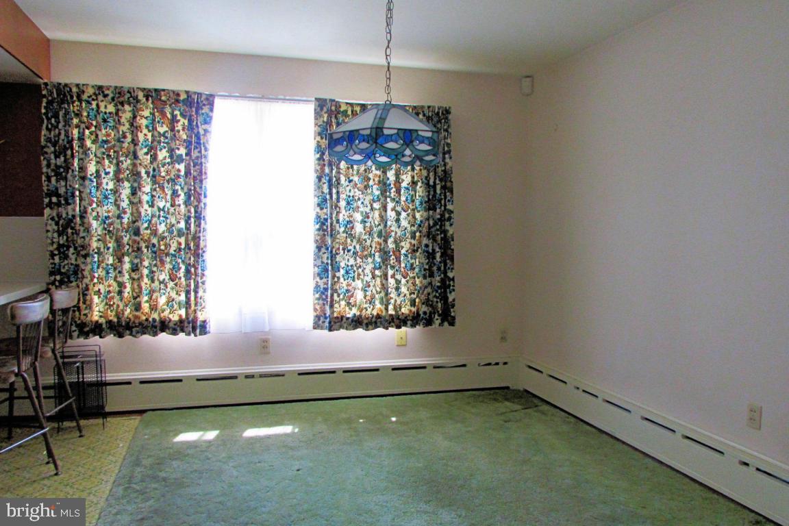 826 Weavertown Road Lebanon, PA 17046 - Photo 7 of 31 Gallery Image 7