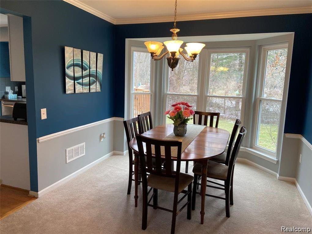 748 Whitney Drive Rochester, MI 48307 - Photo 11 of 12 044d5901eb2001e9417aeb52101232d5l-m3010146612xd-w1020_h770_q80.jpg