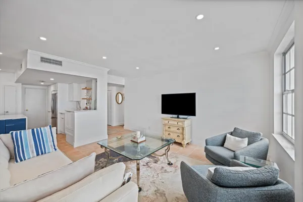 $4,900 | 3475 South Ocean Boulevard, Unit 7150, Palm Beach, FL 33480