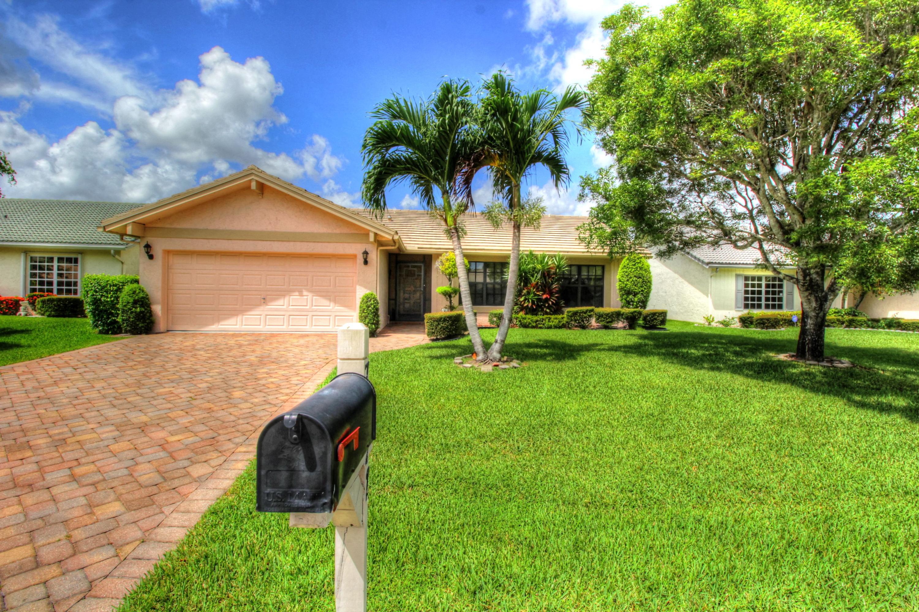 7757 Cloverfield Circle Boca Raton, FL 33433 - Photo 2 of 27 EXTERIOR FRONT