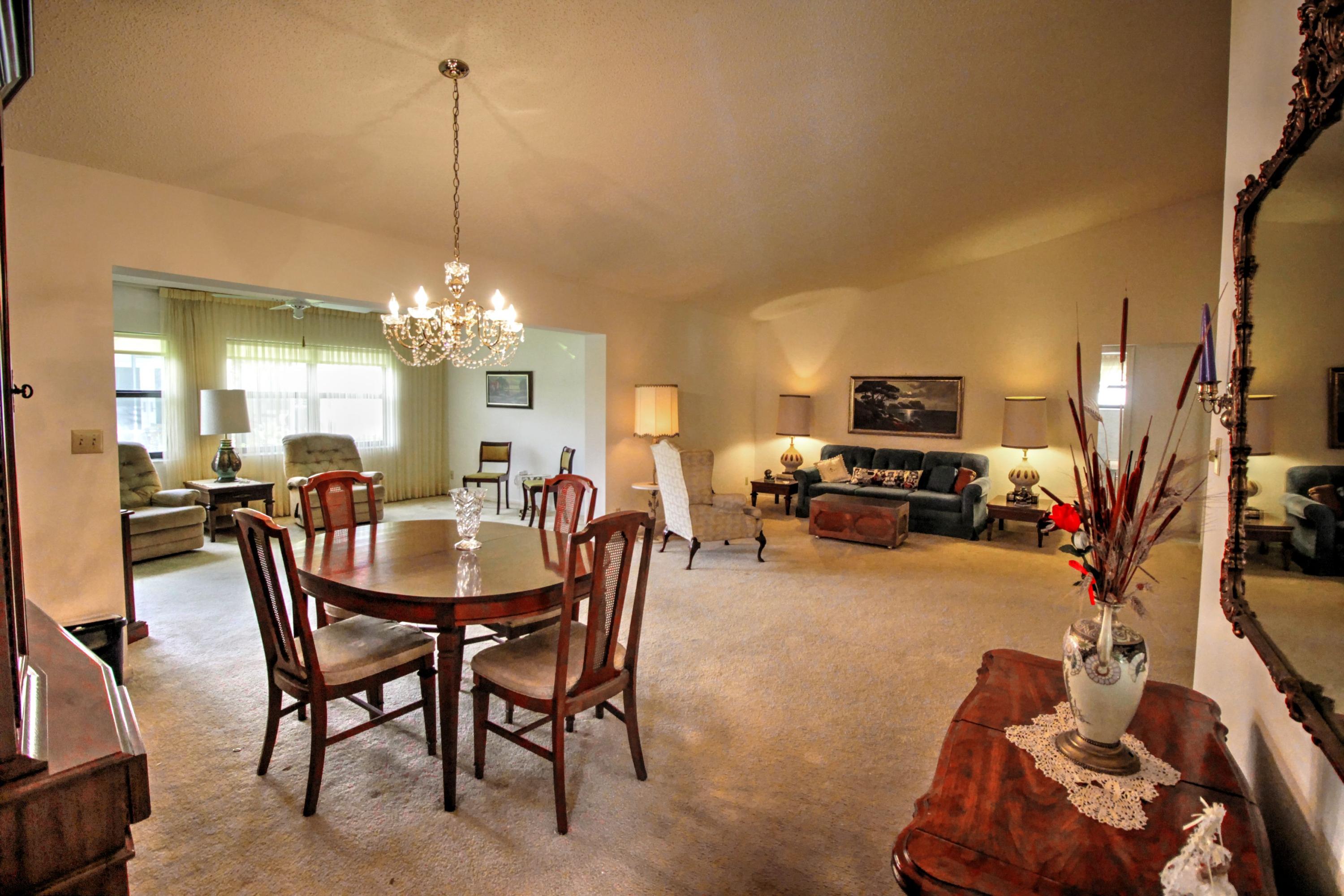 7757 Cloverfield Circle Boca Raton, FL 33433 - Photo 6 of 27 DINNING ROOM