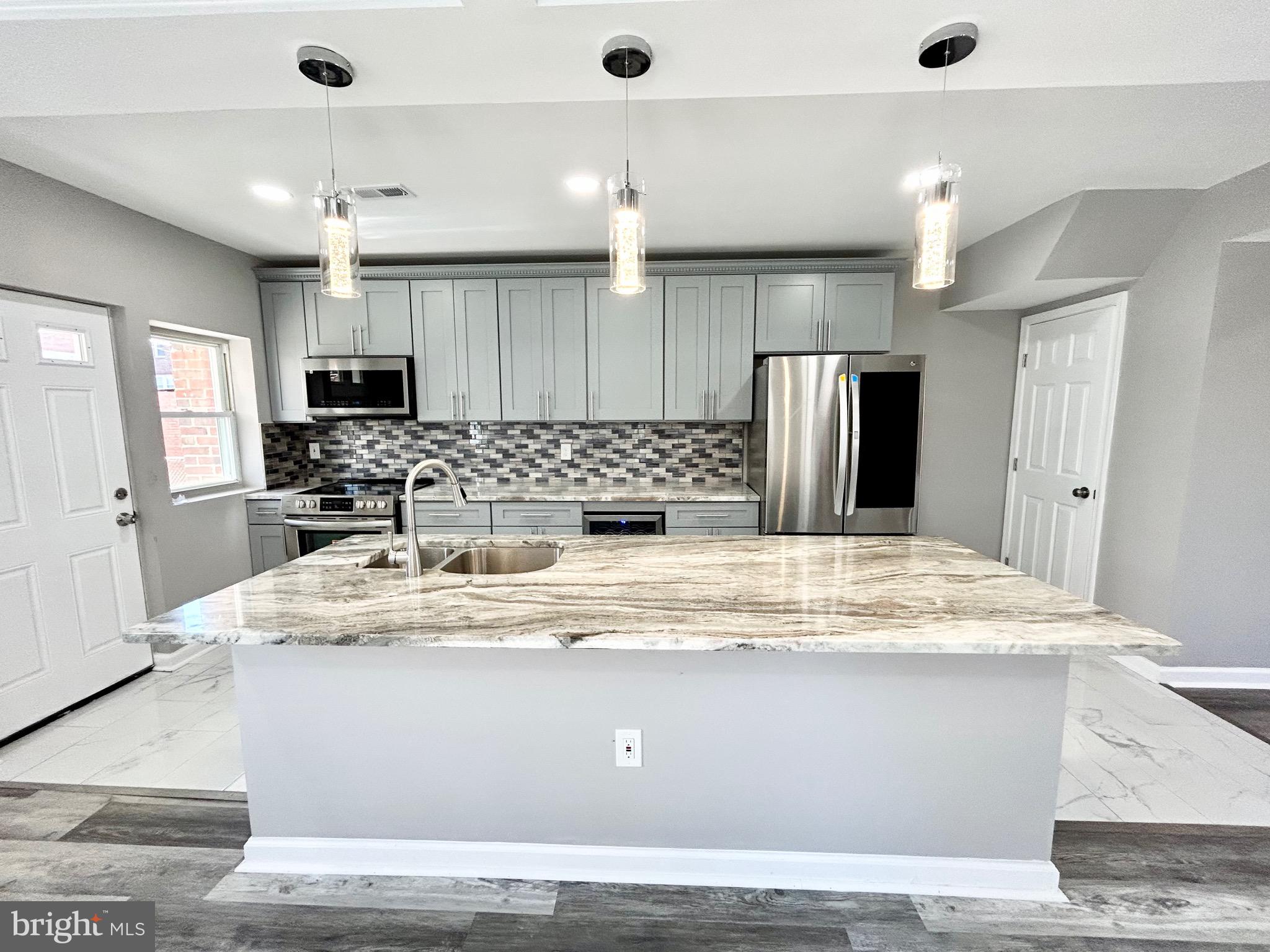 1545 Northwick Road Baltimore, MD 21218 - Photo 8 of 27