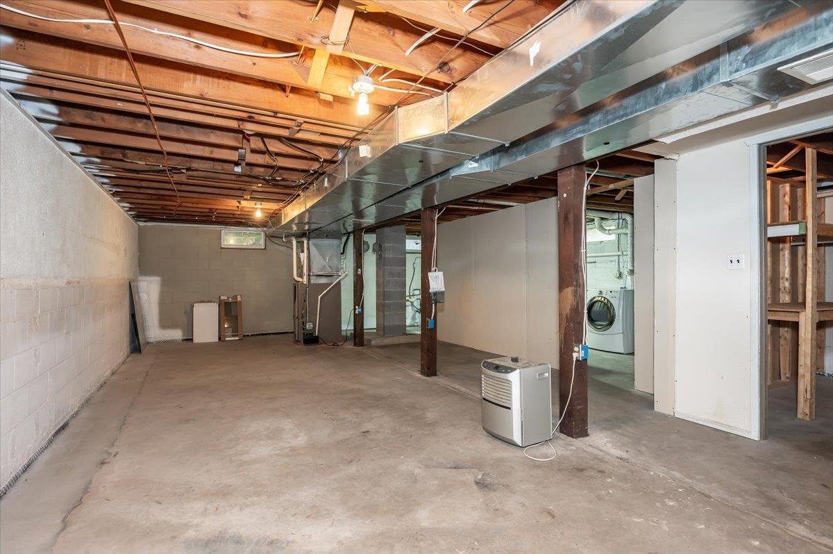 7654 County Rd V South Range, WI 54874 - Photo 27 of 41