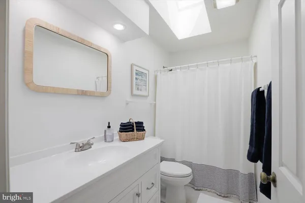 $550,000 | 413 Glenbrook Court, Lancaster, PA 17603