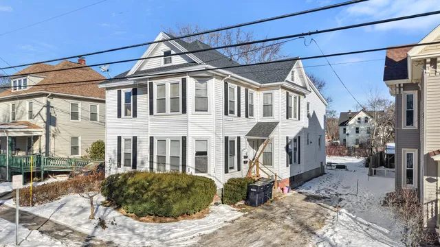 $269,000 | 113 Lincoln Street, Bangor, ME 04401