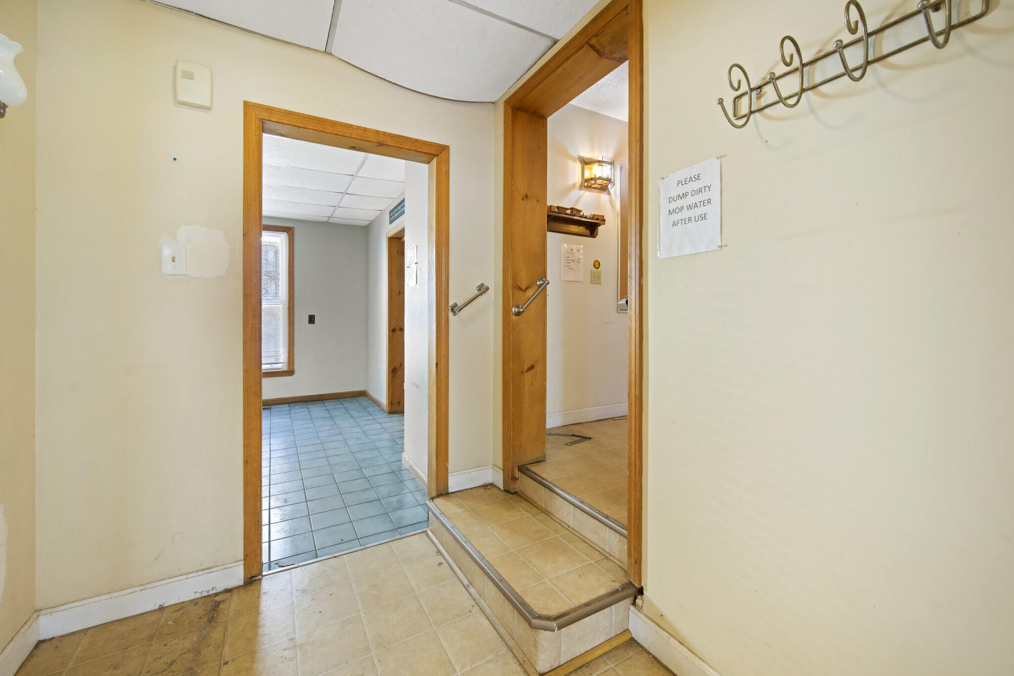 113 Lincoln Street Bangor, ME 04401 - Photo 23 of 77 DSC_3200