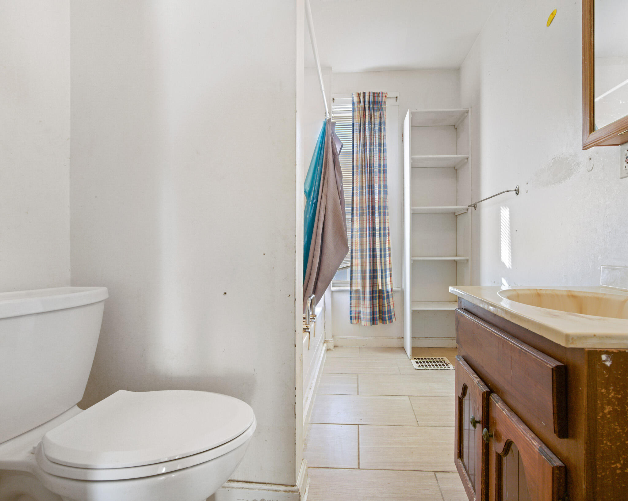 113 Lincoln Street Bangor, ME 04401 - Photo 31 of 77 DSC_3375