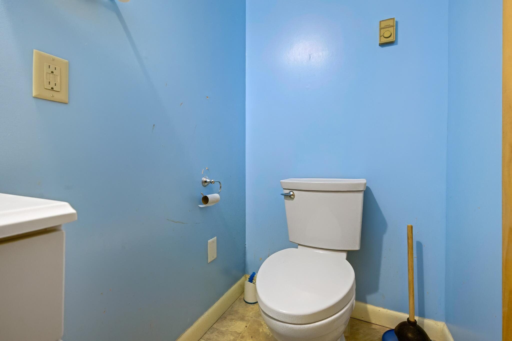 113 Lincoln Street Bangor, ME 04401 - Photo 38 of 77 DSC_3240