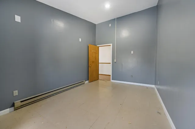 $269,000 | 113 Lincoln Street, Bangor, ME 04401