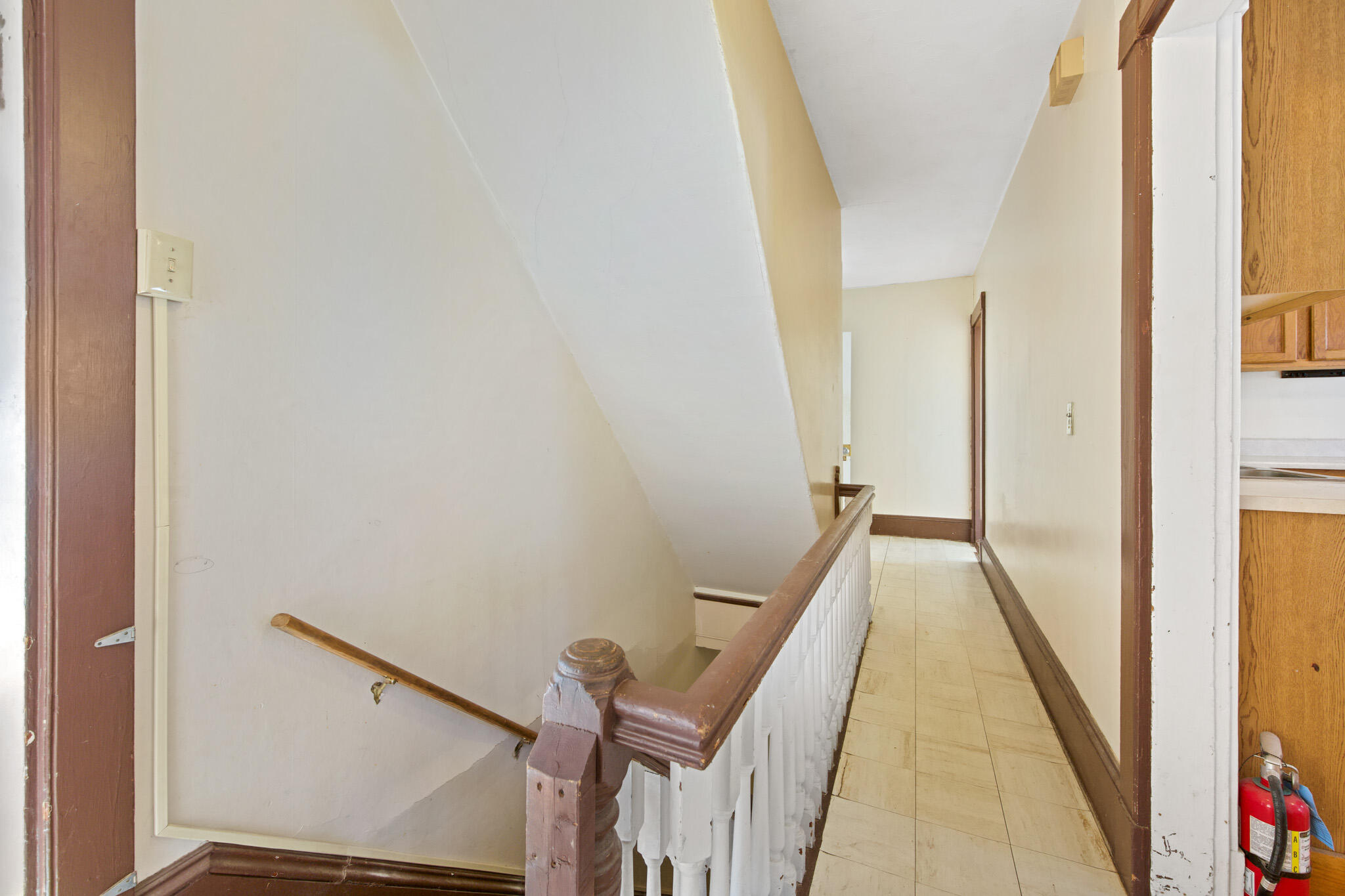 113 Lincoln Street Bangor, ME 04401 - Photo 48 of 77 DSC_3320