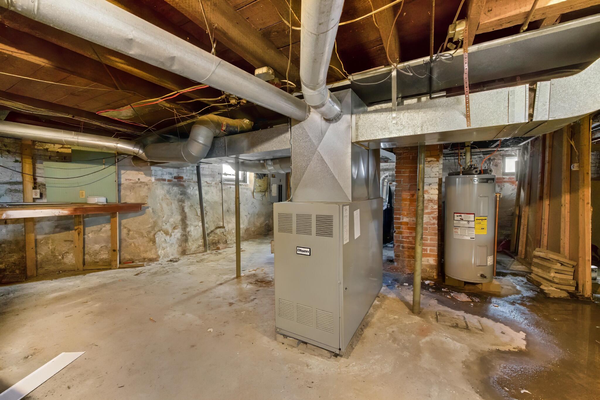 113 Lincoln Street Bangor, ME 04401 - Photo 69 of 77 DSC_3385