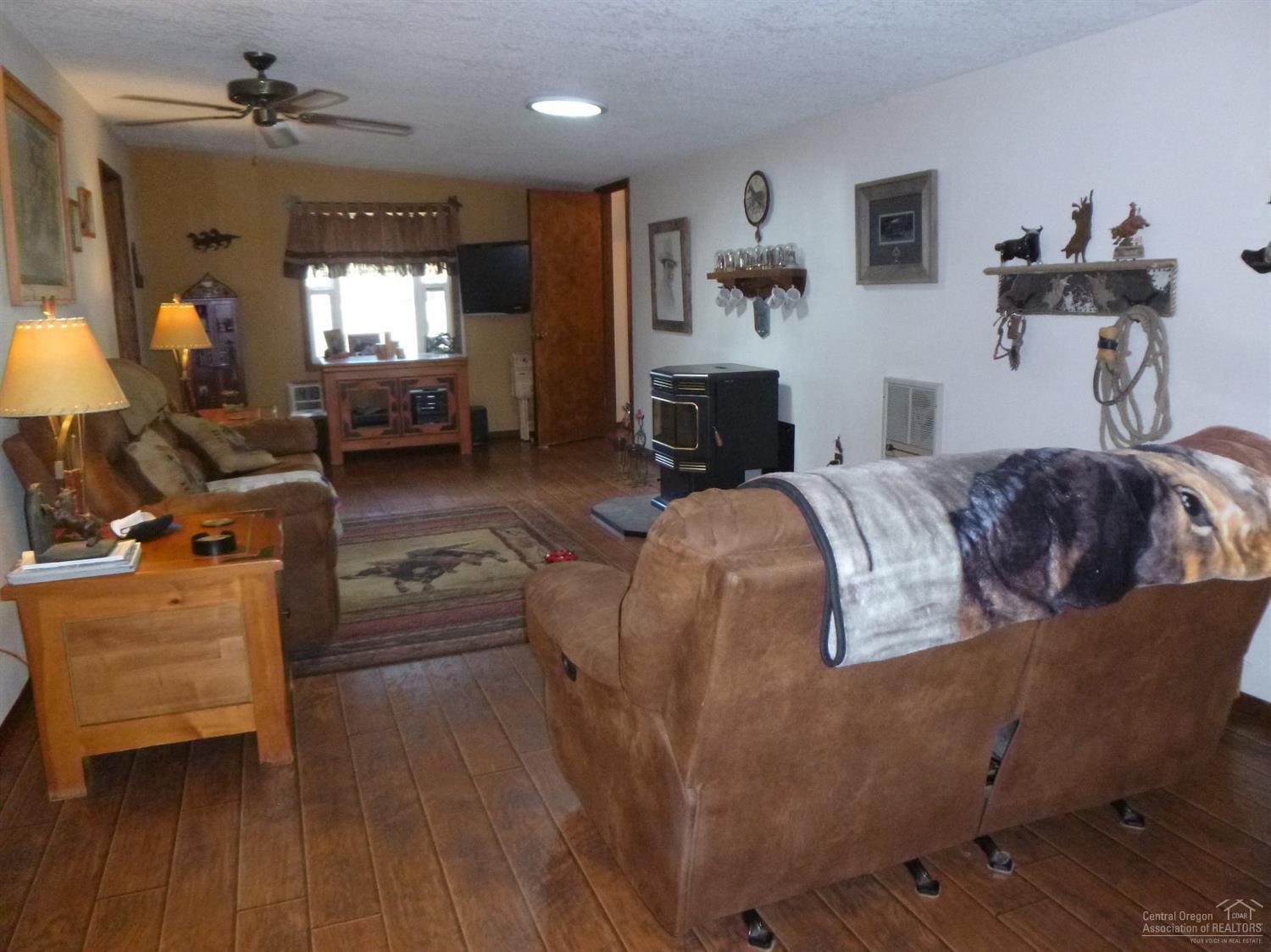 6020 Riordan Road Prineville, OR 97754 - Photo 12 of 25 Additional Photo