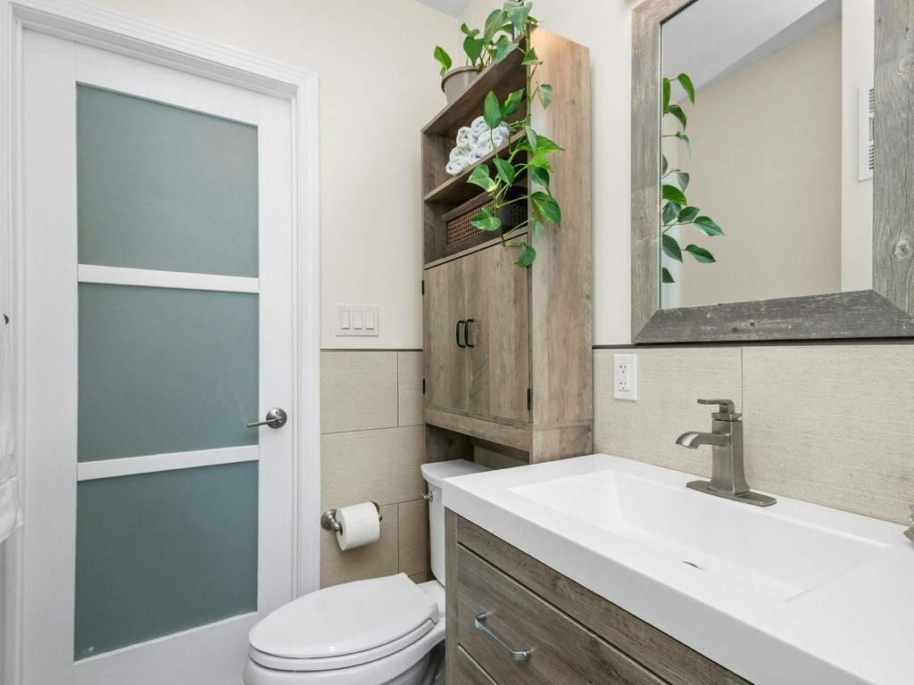 455 Washington Street, Unit 2 Brookline, MA 02446 - Photo 19 of 25