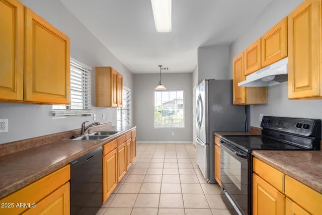 $1,800 | 6258 South Nash Way, Chandler, AZ 85249