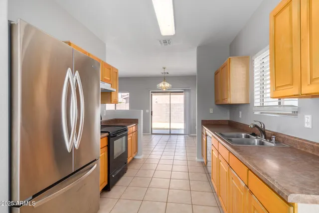 $1,800 | 6258 South Nash Way, Chandler, AZ 85249