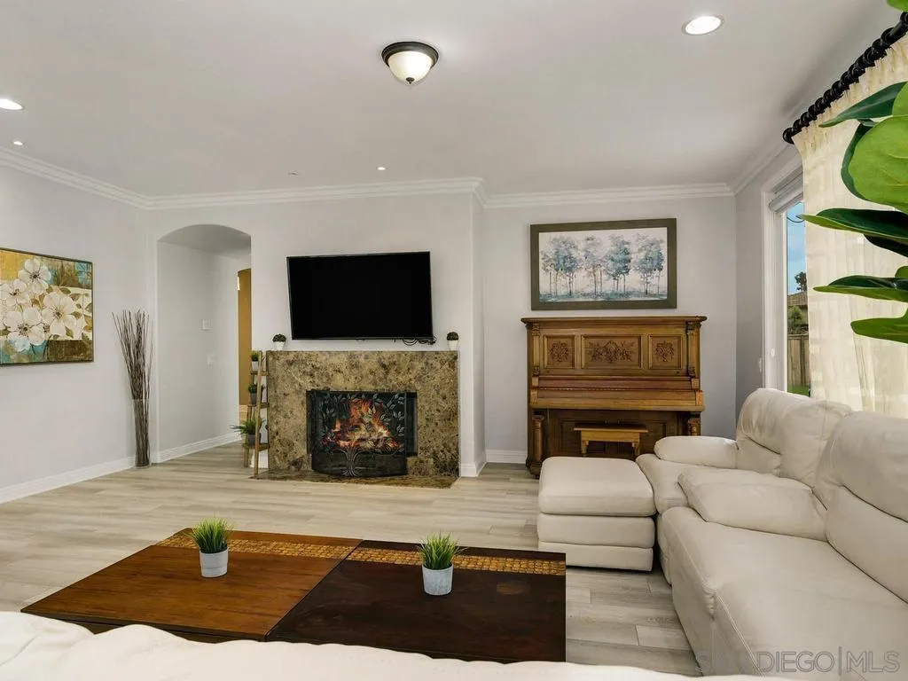1352 North Paradise Ridge Way Chula Vista, CA 91915 - Photo 14 of 67