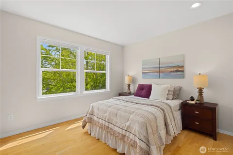$1,425,000 | 18720 33rd Avenue Southeast, Bothell, WA 98012