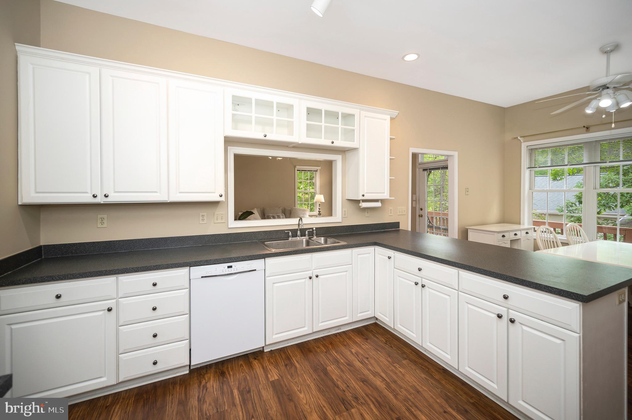 3800 Lakeview Parkway Locust Grove, VA 22508 - Photo 11 of 51 Chef's kitchen