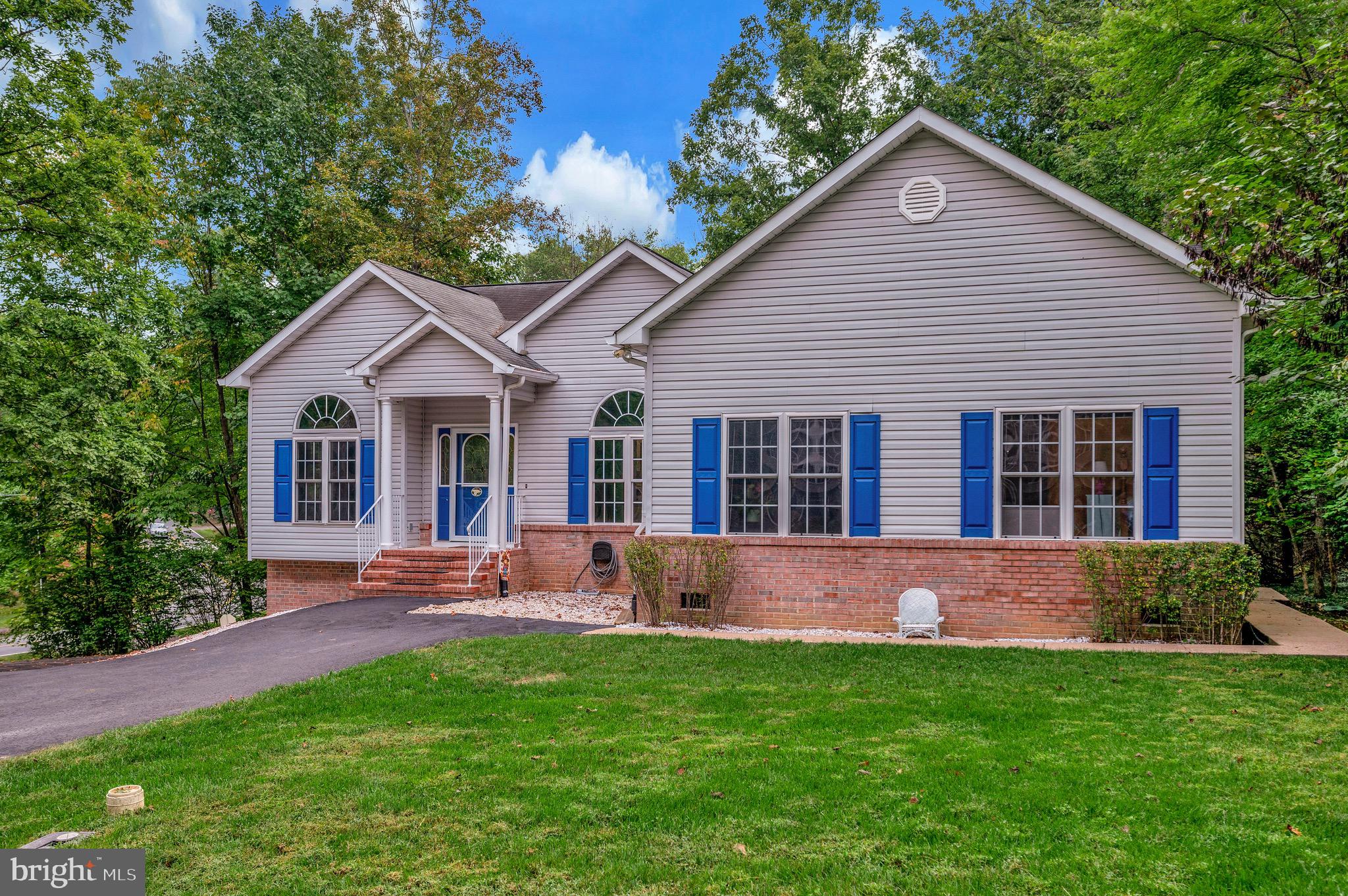 3800 Lakeview Parkway Locust Grove, VA 22508 - Photo 2 of 51 Relax and play in the front yard