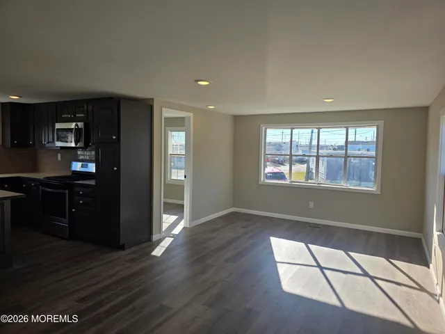 $2,000 | 469 South Green Street, Unit 26, Tuckerton, NJ 08087