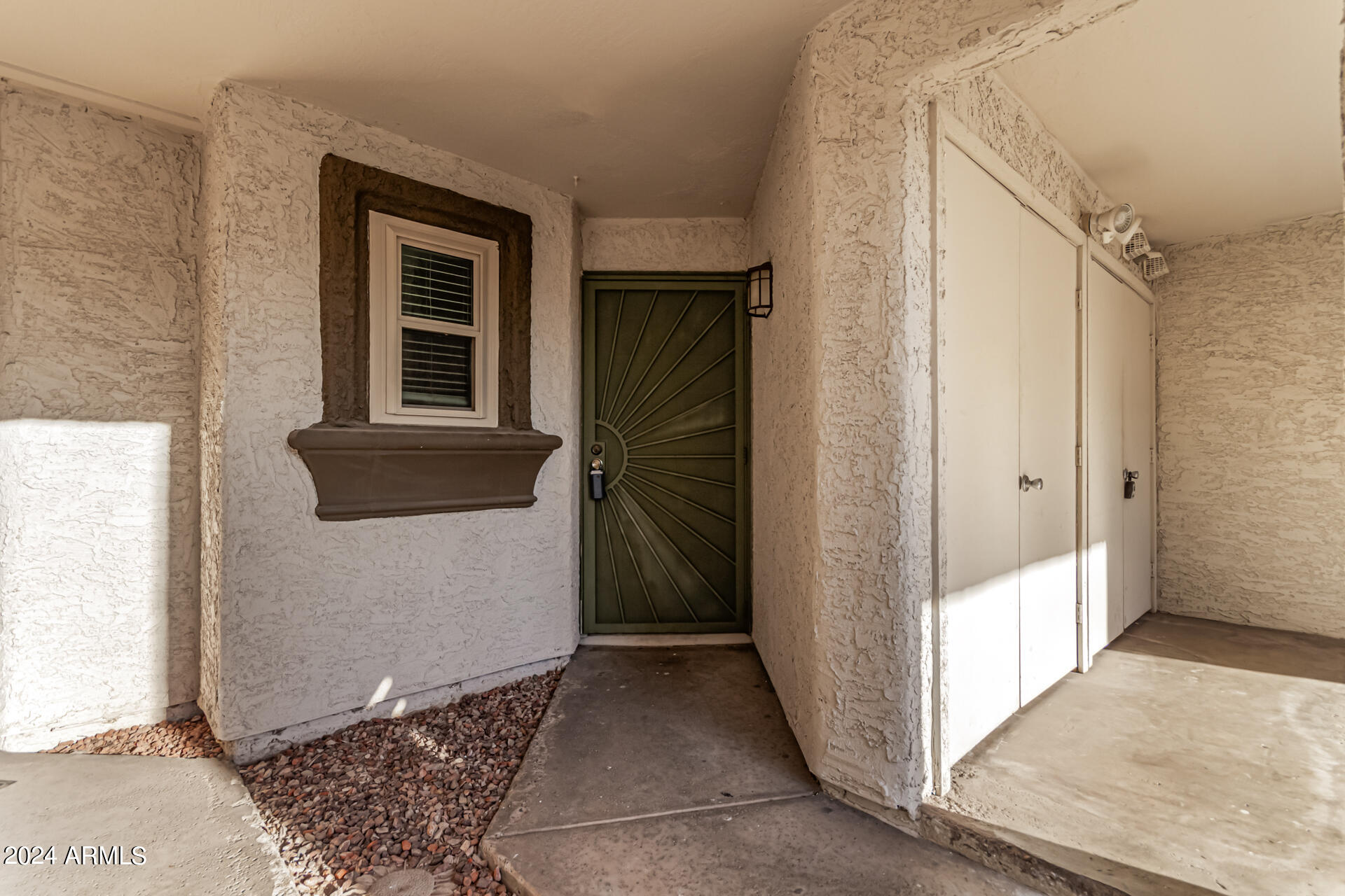 7755 East Thomas Road, Unit 7 Scottsdale, AZ 85251 - Photo 4 of 21 Easy Access Front Entry