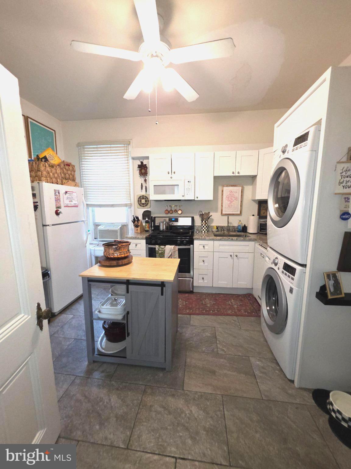 113 4th Street Southeast, Unit A Washington, DC 20003 - Photo 12 of 26 Gallery Image 12
