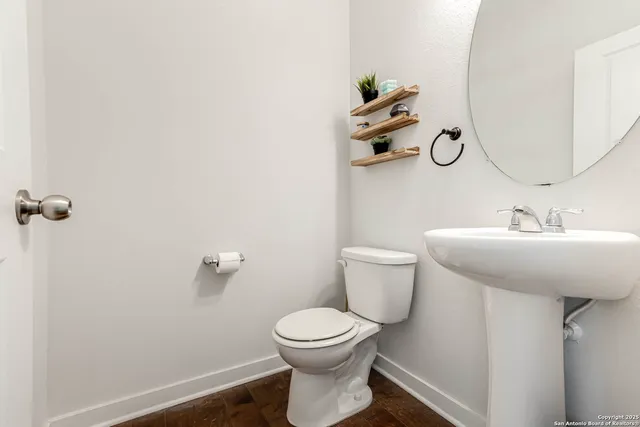 $2,095 | 5230 Nature Path, Marion, TX 78124