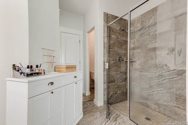 $2,095 | 5230 Nature Path, Marion, TX 78124