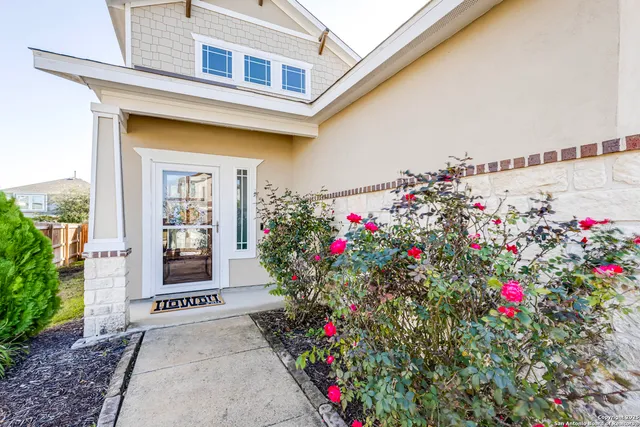 $2,095 | 5230 Nature Path, Marion, TX 78124