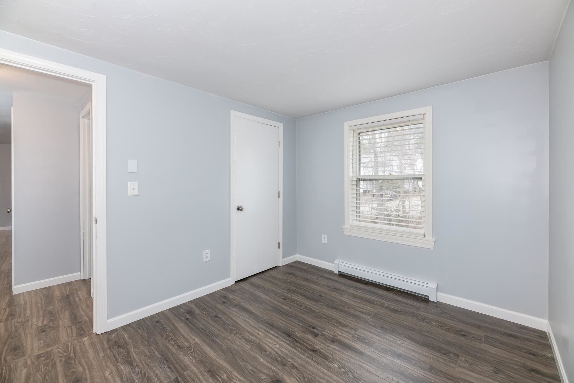 27 Spruce Street Laconia, NH 03246 - Photo 16 of 32