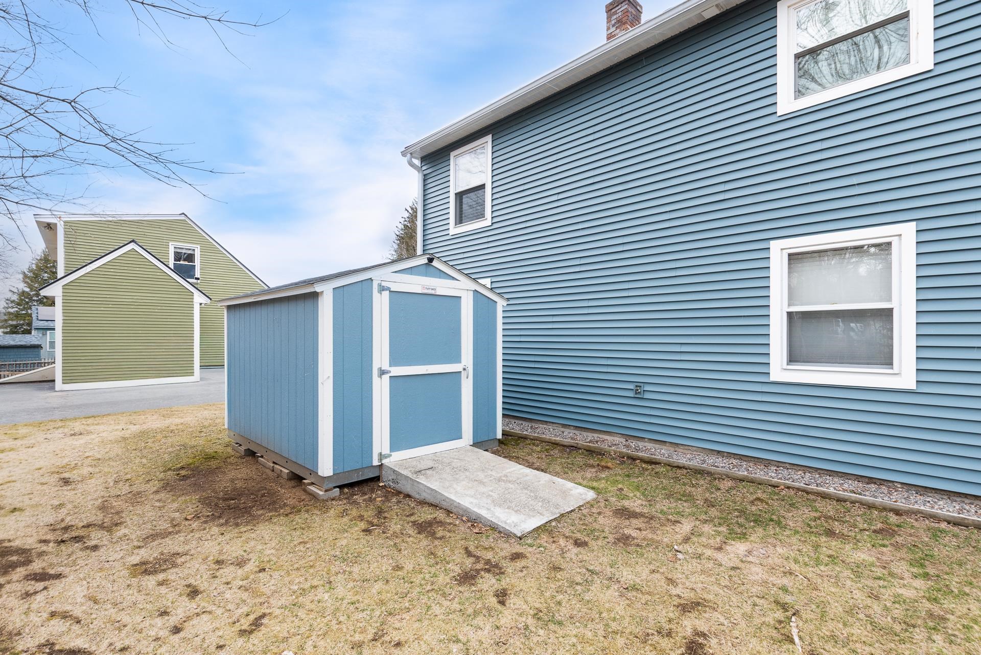 27 Spruce Street Laconia, NH 03246 - Photo 30 of 32