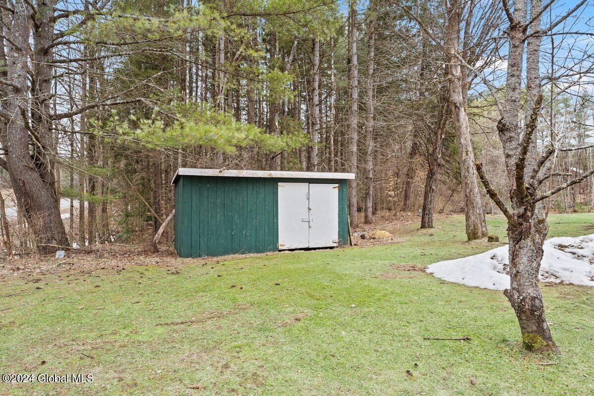 4548 South Shore Road Hadley, NY 12822 - Photo 29 of 35 DOD04516